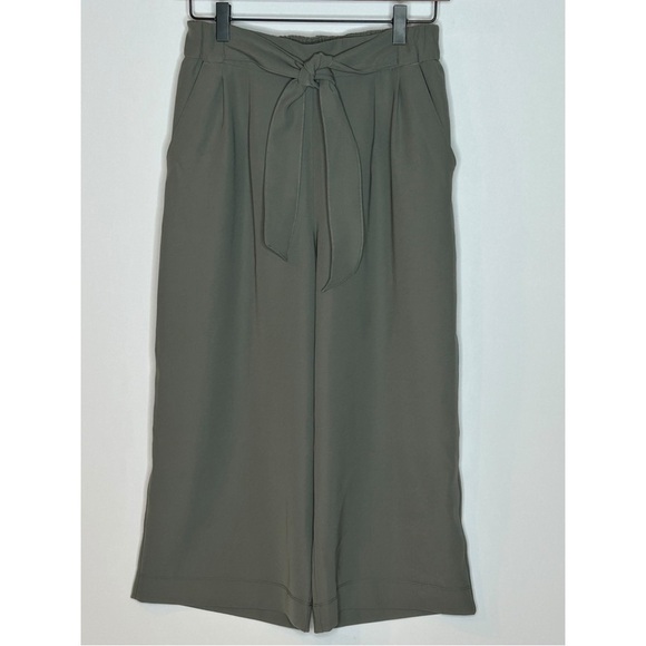 Lululemon Noir Crop Pants Grey Sage Size 6 - Picture 5 of 12